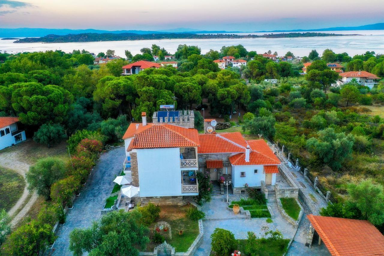 Petra Mare Suites Vourvourou Ngoại thất bức ảnh